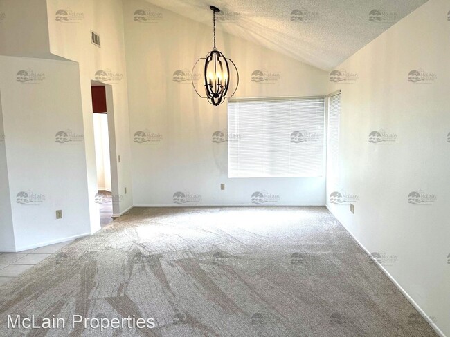 Building Photo - 3 br, 2.5 bath House - 5236 Dixon Rd