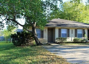 Building Photo - 3608 Western St
