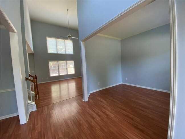 Foto del edificio - 9510 Knollcrest Blvd