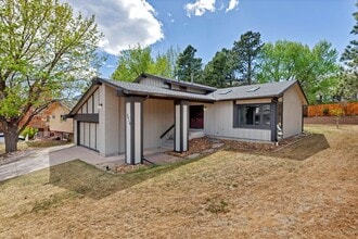 Building Photo - 3410 Clubheights Dr
