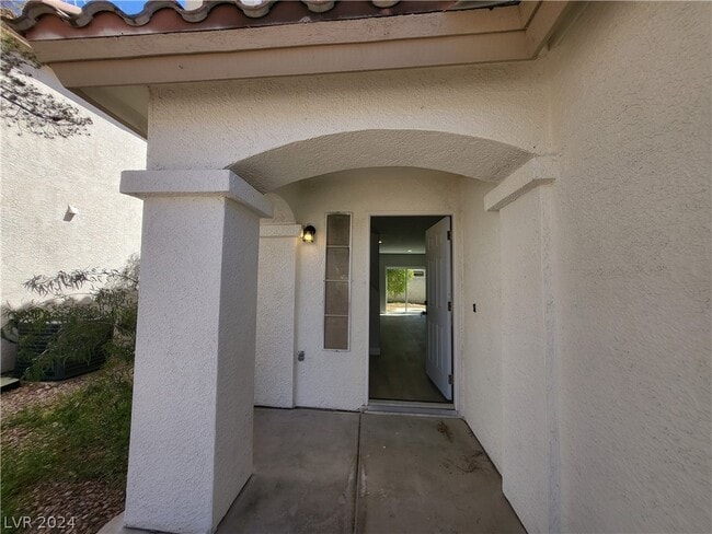 Building Photo - 10208 Grecian Laurel Ct