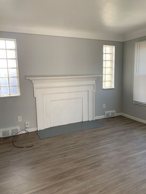 Building Photo - 14499 Coram St