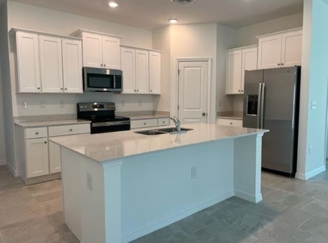 Building Photo - 3849 Treasure Oak Wy