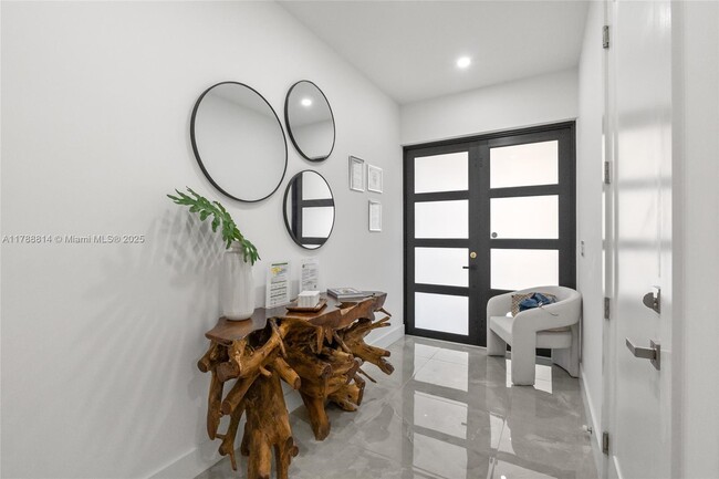 Foto del edificio - 325 SW 16th St