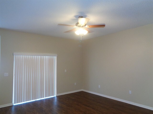 Building Photo - 12613 Longcrest Dr