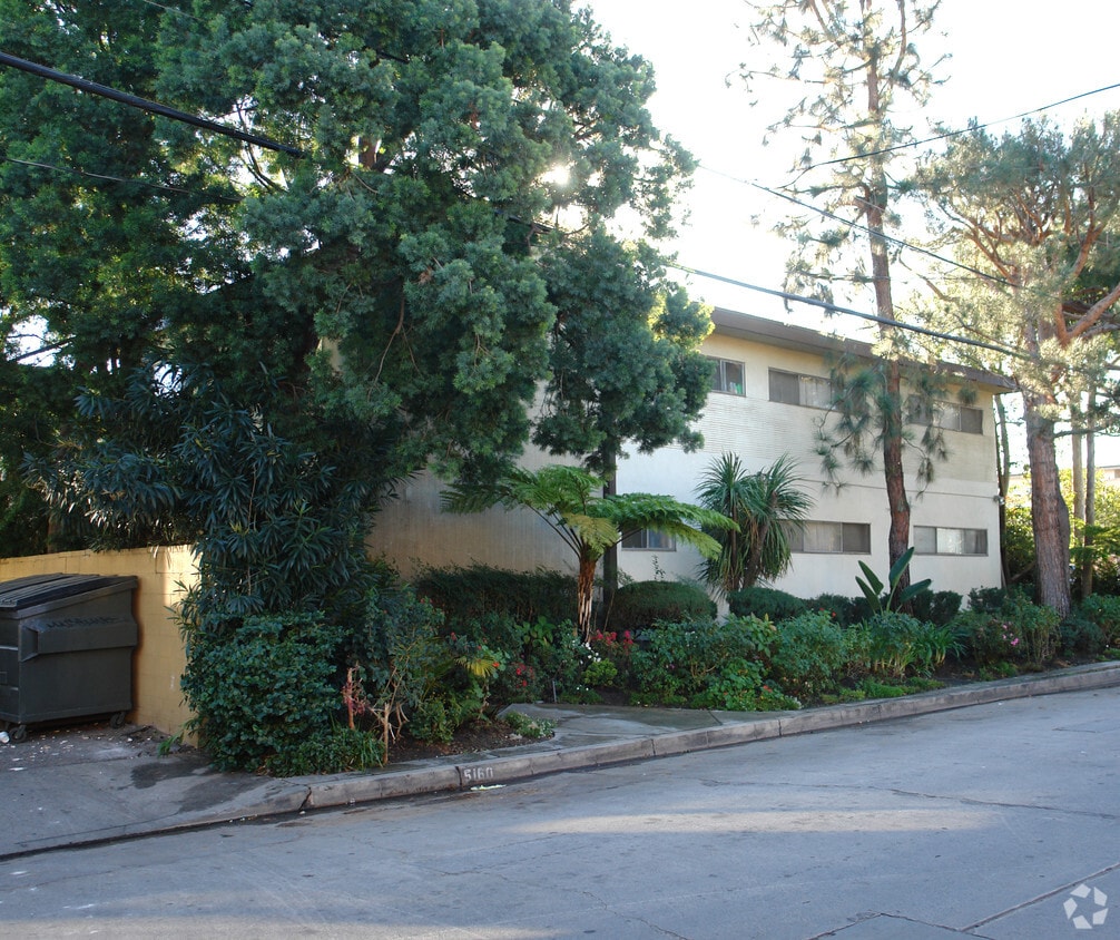 5160 Denny ¡alejado - 5160 Denny Ave