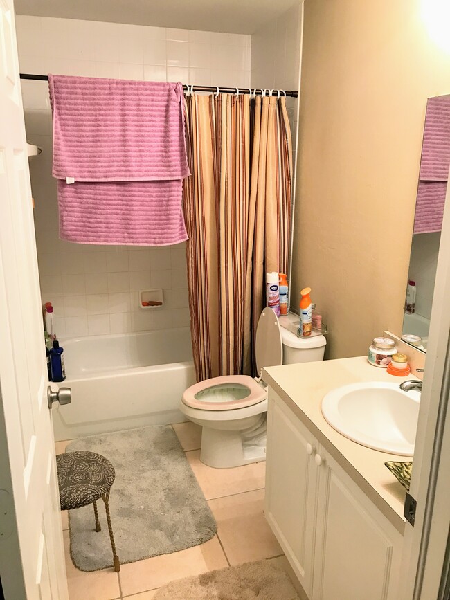 Photo - 339 Harry Ave S House