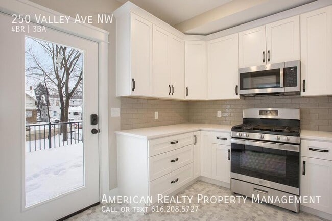 Foto del edificio - 250 Valley Ave NW