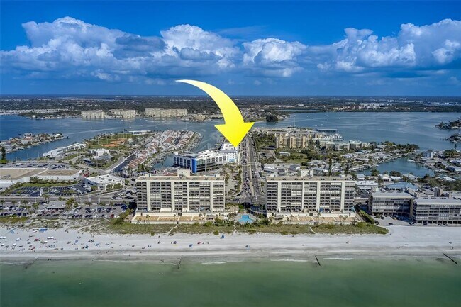 Foto del edificio - 300 150th Ave