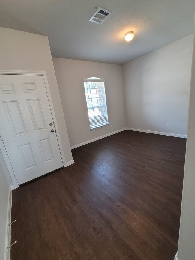 Building Photo - 4325 McGregor Blf Ln