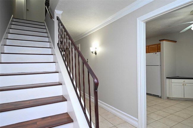 Building Photo - 5239 Arboles Dr