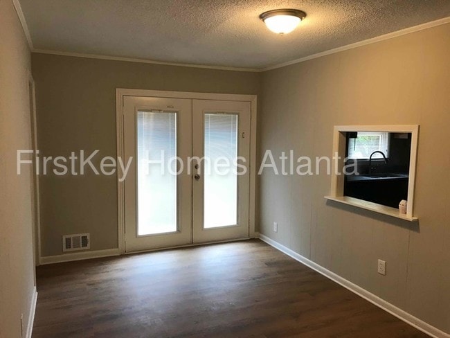Building Photo - 2150 Dobbins Dr