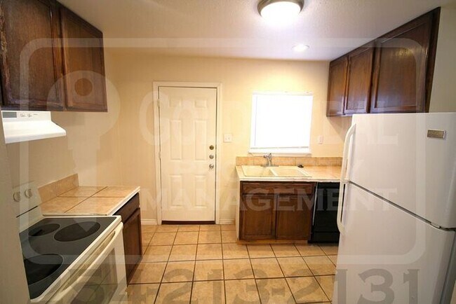 Foto del edificio - 1710 Cole St