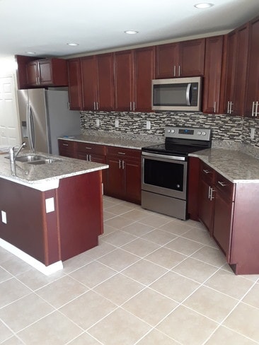 Building Photo - 1065 Bismarck Rd