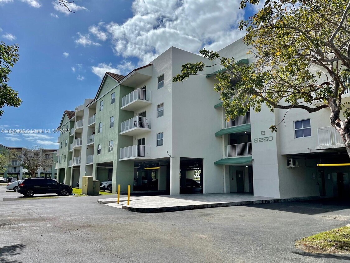 8260 SW 210th St Unit 101, Cutler Bay, FL 33189 Condo for Rent in