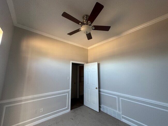 Foto del edificio - 3761 Haynes Rd