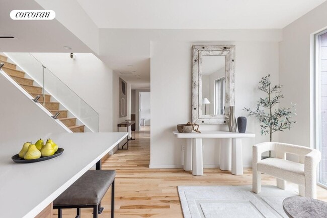 Foto del edificio - 1064 Hancock St