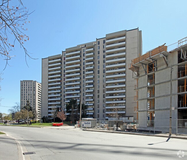 Parkway Forest Towers Apartments 100110 Parkway Forest Dr Toronto