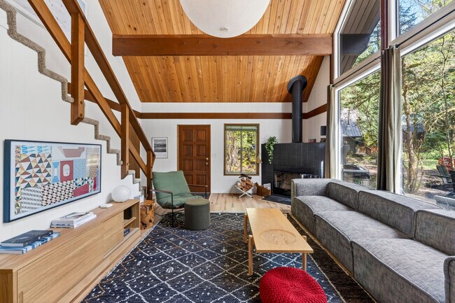 Foto del edificio - 72828 E Village Loop Rd