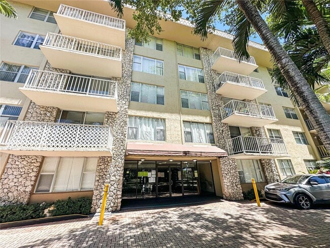 Building Photo - 1805 Sans Souci Blvd