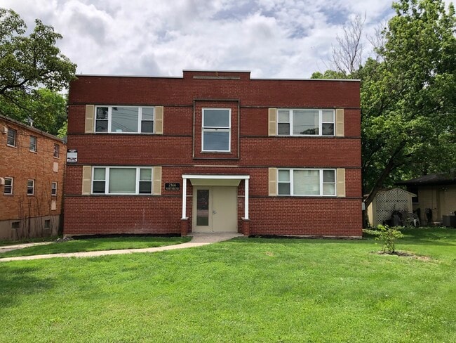 Building Photo - 2366 W North Bend Rd