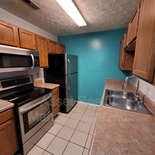 Foto del edificio - 2920 Billings Way