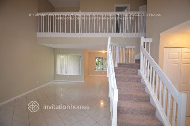 Building Photo - 930 SW 88th Terrace