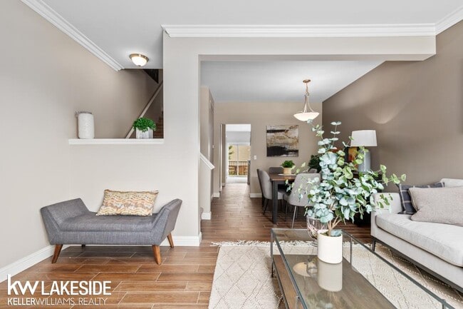 Foto del edificio - 11637 Squiers Blvd