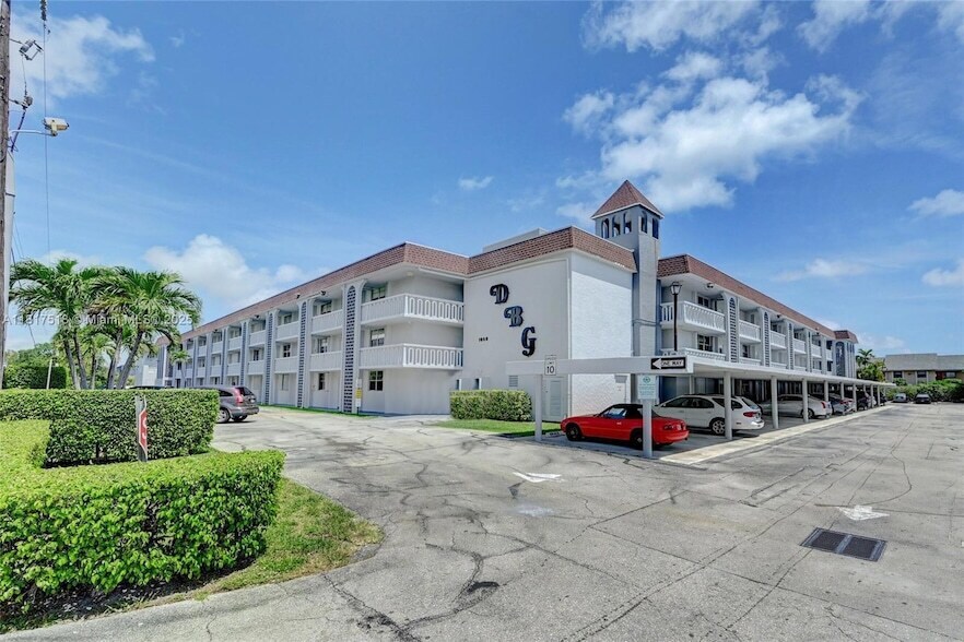Foto principal - 1040 SE 4th Ave