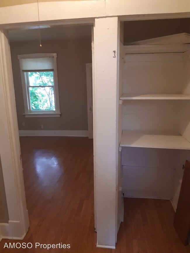 Building Photo - 1 br, 1 bath House - 7227 Stanley Ave