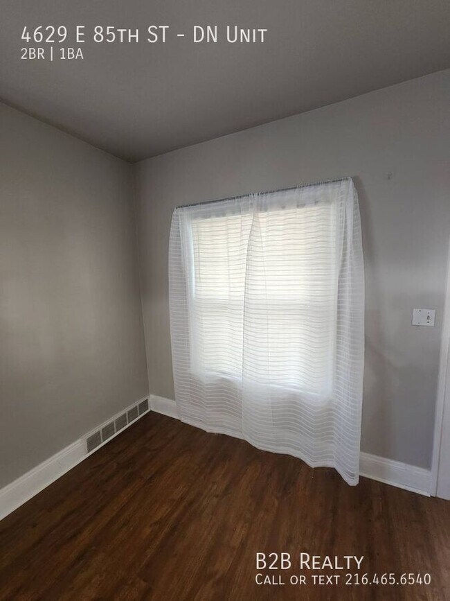 Foto del edificio - 4629 E 85th St