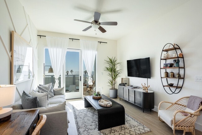Coastline Ventura apartments — community photo - Coastline Ventura