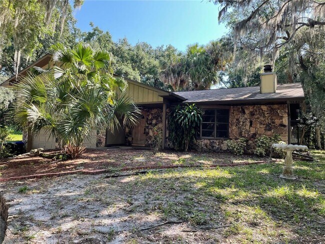 Building Photo - 55 Live Oak Rd