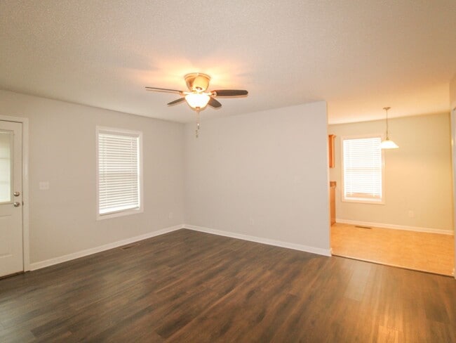 Foto del edificio - Nice Rental in Athens City!