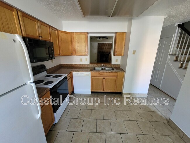 Foto del edificio - 921 Wildwood Square Ct