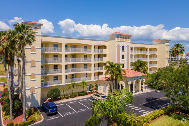 752 Bayside Dr Cape Canaveral, FL 32920-3578 - Bayside Condominiums