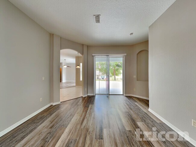 Foto del edificio - 14556 Edgemere Dr