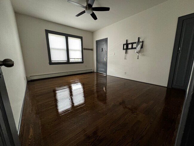 Foto del edificio - 86 Edgewood Ave