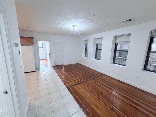 Building Photo - 179 Winnisimmet St