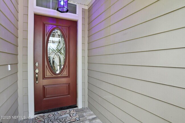 Building Photo - 35 Root Ln