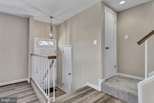 Foto del edificio - 12228 Grassy Hill Ct
