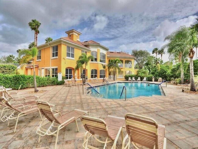 Foto del edificio - Gorgeous two-bedroom Condo