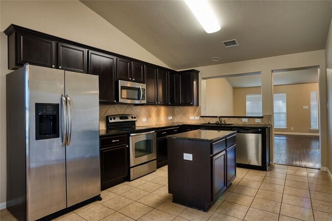 Building Photo - 821 Gabriel Mills Dr