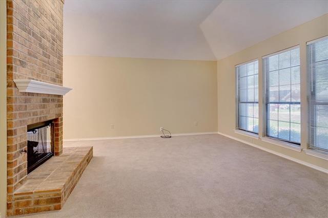 Foto del edificio - 4137 Heartstone Dr