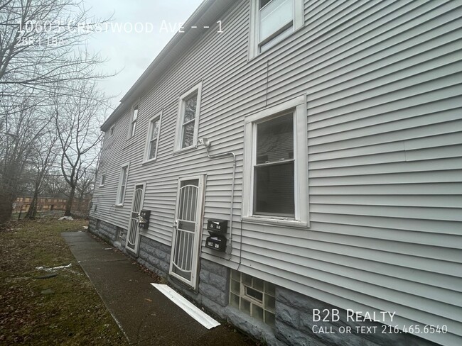 Building Photo - "Modern Comfort: 2 Bed, 1 Bath Retreat in ...