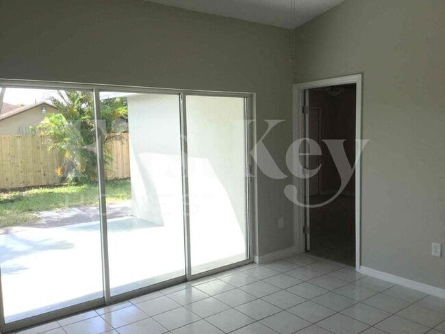 Building Photo - 13530 SW 180th Terrace