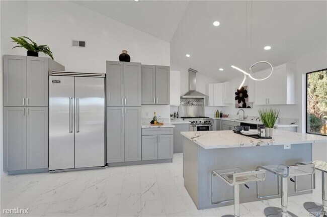 Foto del edificio - 3 br, 3 bath House - 4912 Llano Dr