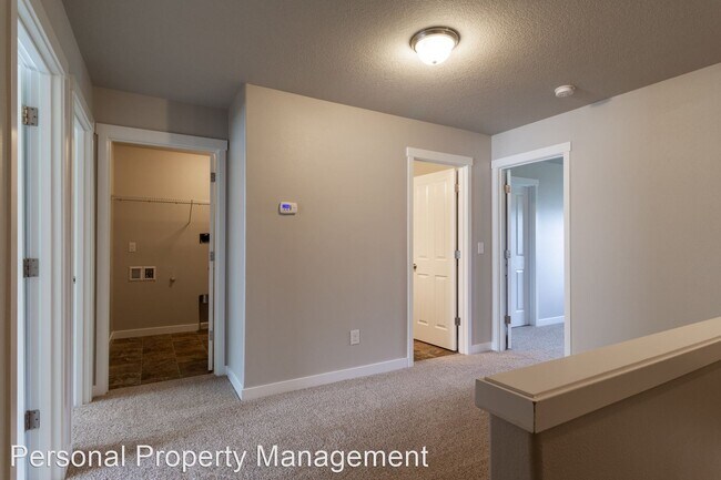 Foto del edificio - 3 br, 2.5 bath House - 7405 NE 56th Street