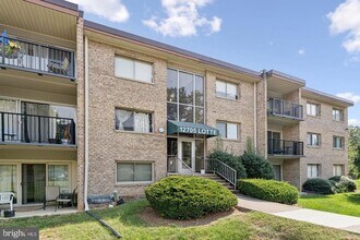 Building Photo - 12705 Lotte Dr