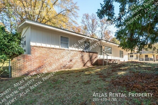 Building Photo - 304 Forestdale Dr